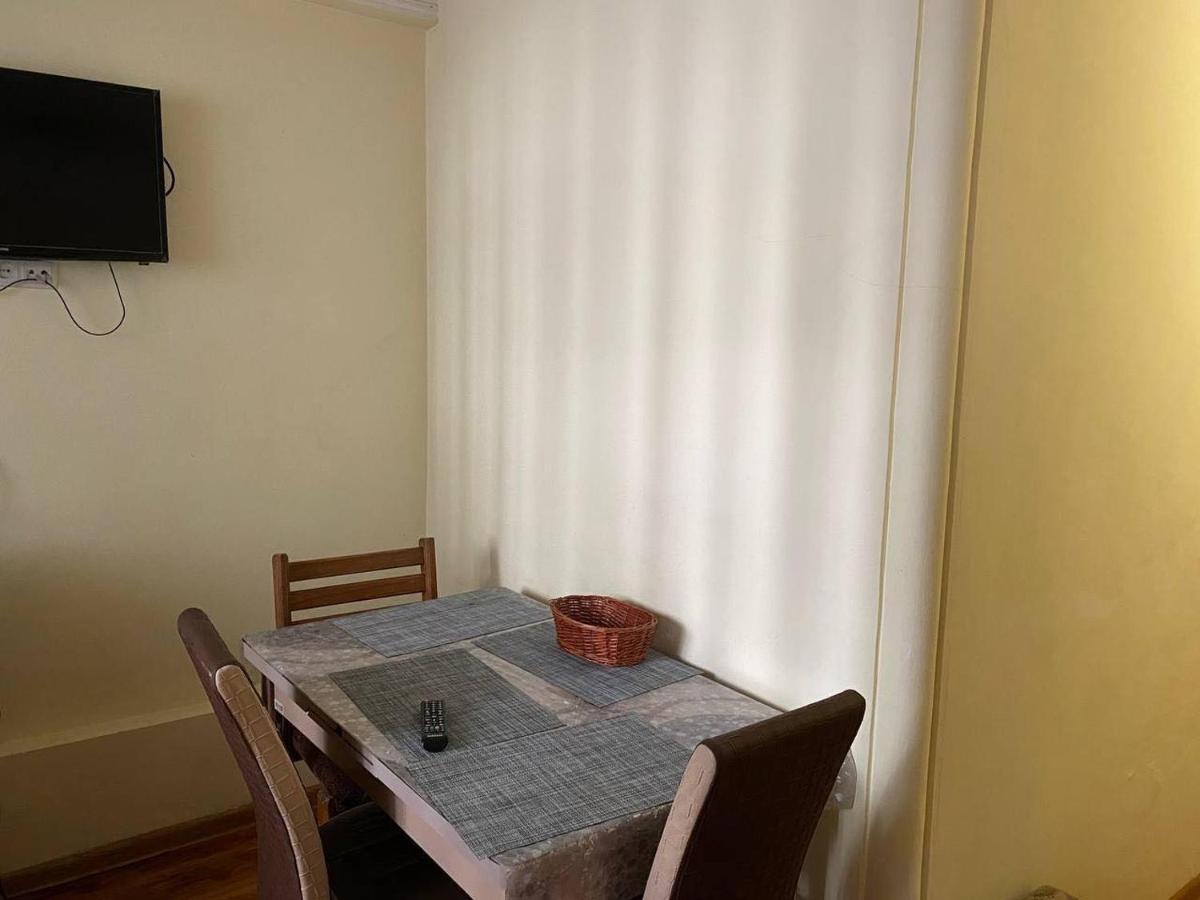Appartamento House At Ortachala Tbilisi Esterno foto