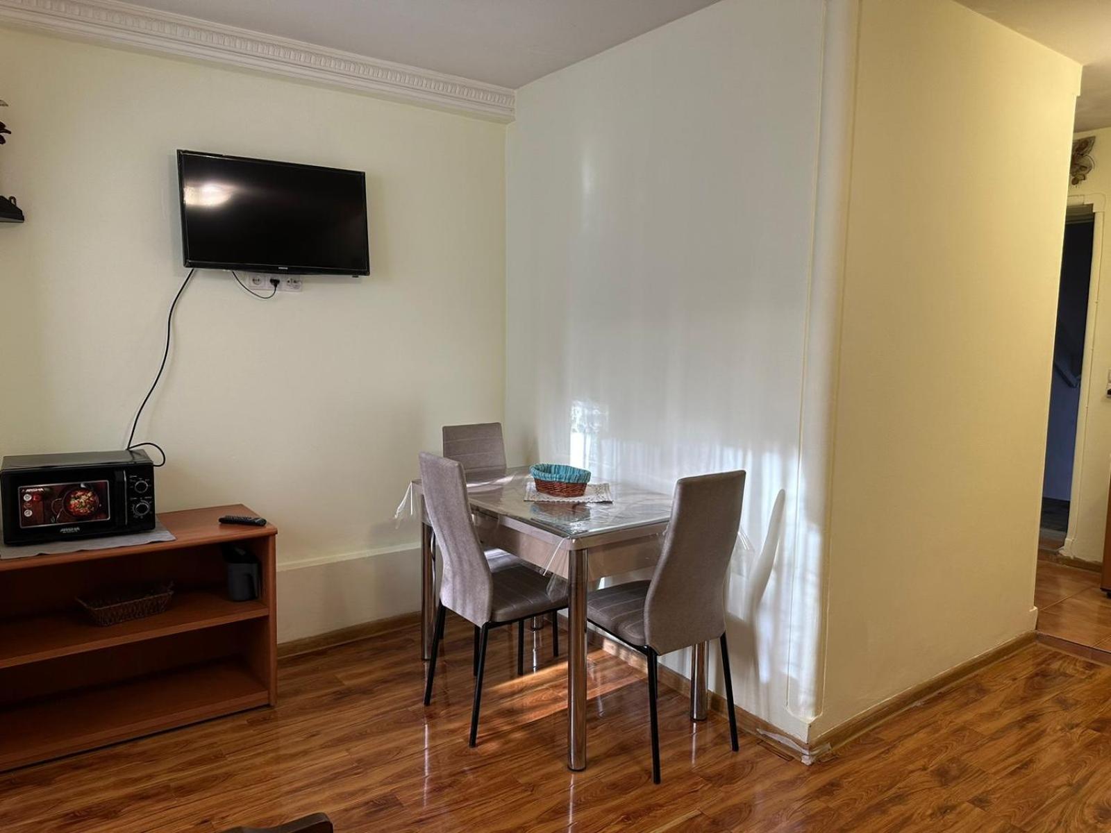 Appartamento House At Ortachala Tbilisi Esterno foto