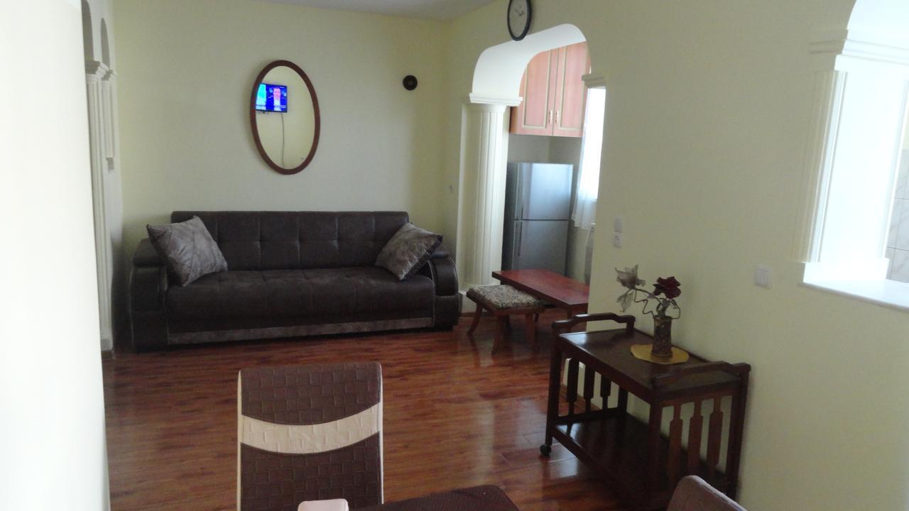 Appartamento House At Ortachala Tbilisi Esterno foto